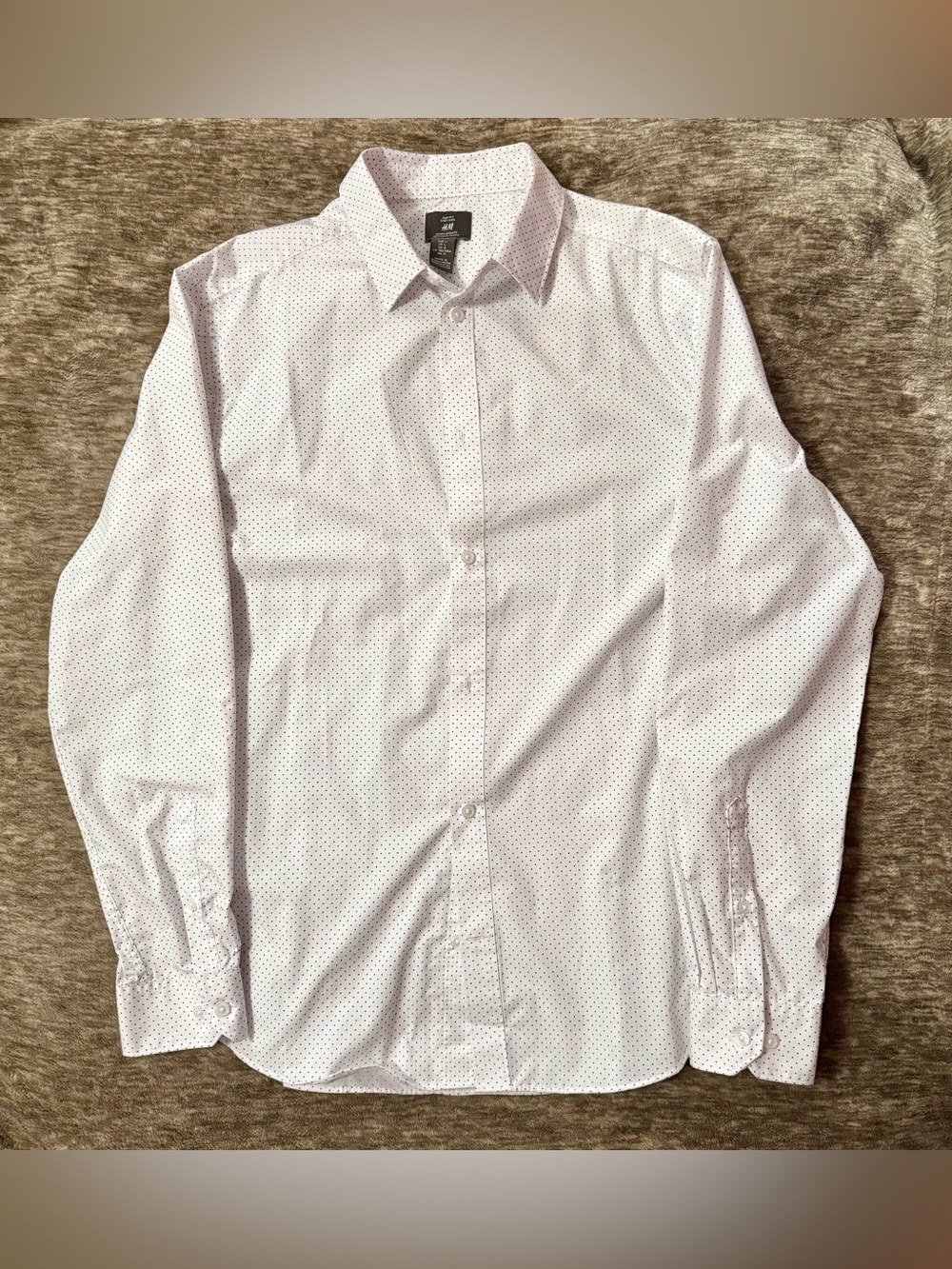 H&M White Button-Up Dress Shirt with Subtle Dot Print L